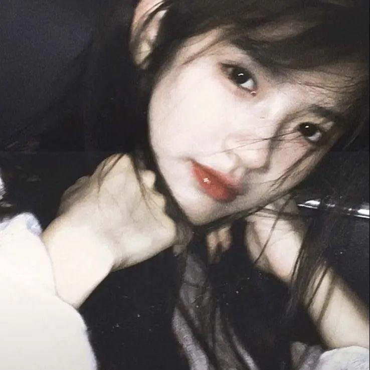 小孩好黑
